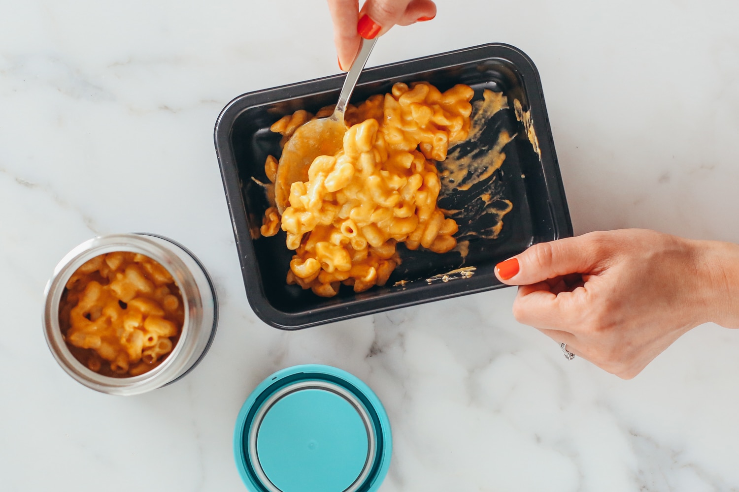 mac & cheese in thermos for kids lunch